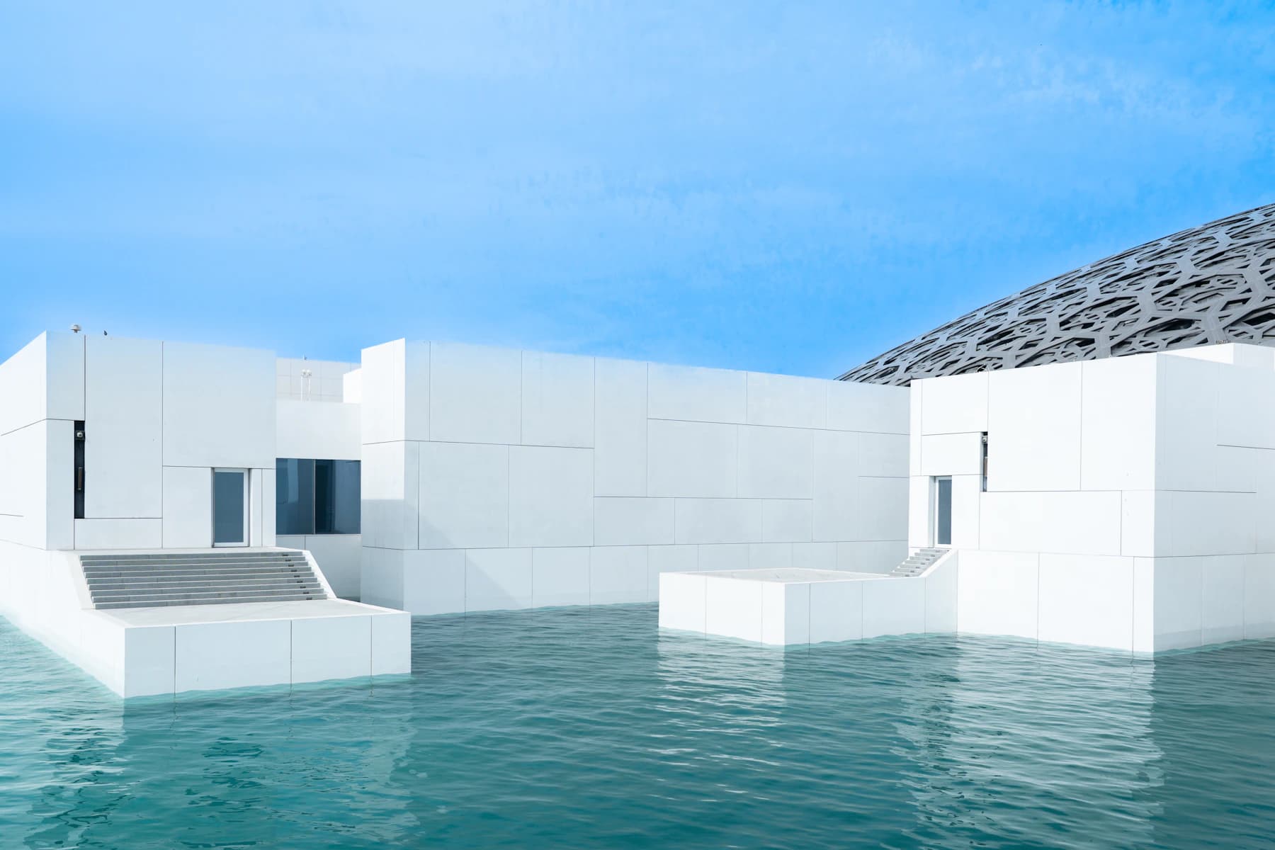 Public architecture at the Louvre Abu Dhabi.